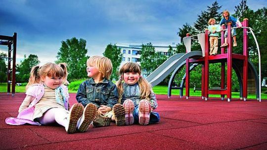Укладка бесшовных резиновых покрытий в Кунгуре